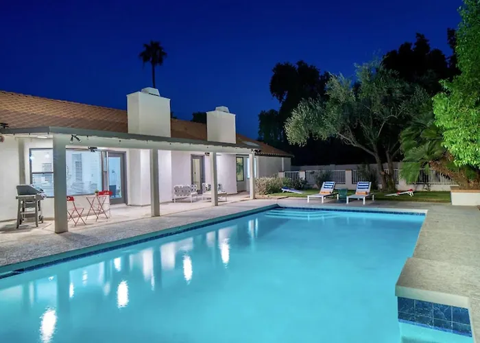 Beautiful 5-Bdrm Vacation Home Wheated Pool